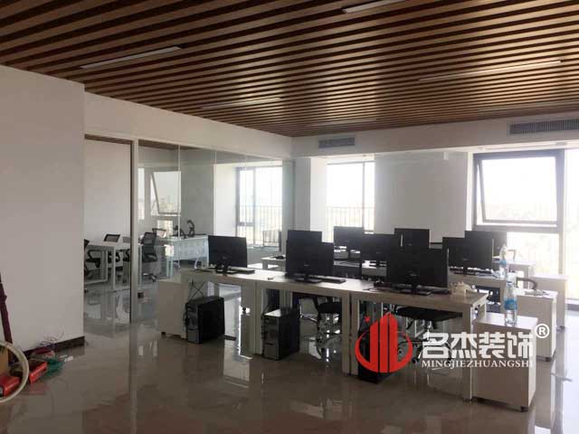 办公室正能量奖励网站入口实景图.jpg